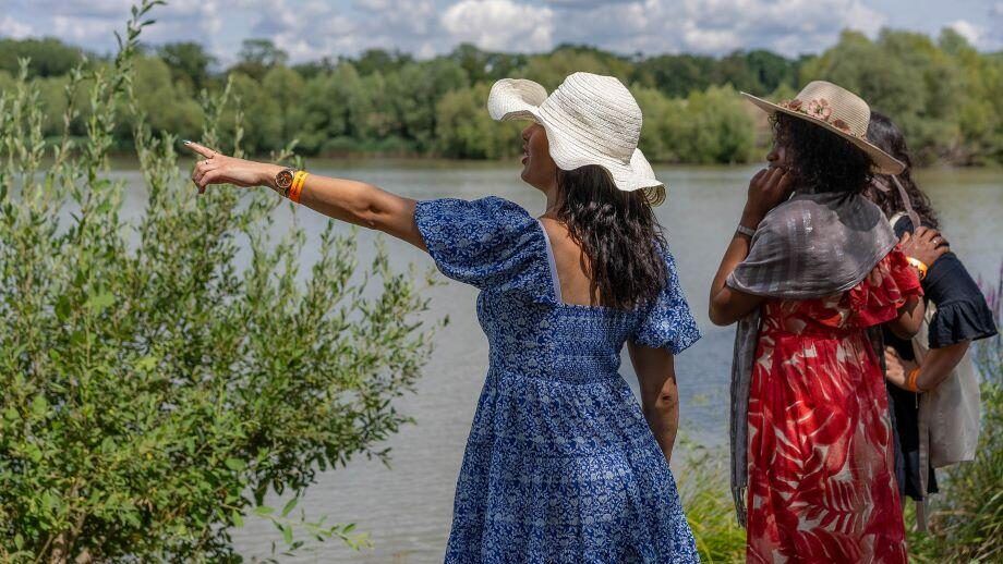 Au parc animalier de Sainte-Croix, les étudiants et étudiantes ont observé les oiseaux, les ours, les rennes... L'occasion de sentir la beauté de la nature, avant de reprendre une année très active entre cours, révisions et petits boulots.