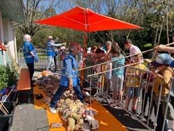 Succès de la chasse aux œufs organisée par le Secours Populaire français à Pont l'abbé dans le Finistère.