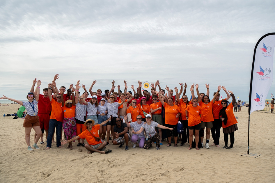 Des étudiants de Saclay, aidés par le Secours populaire.