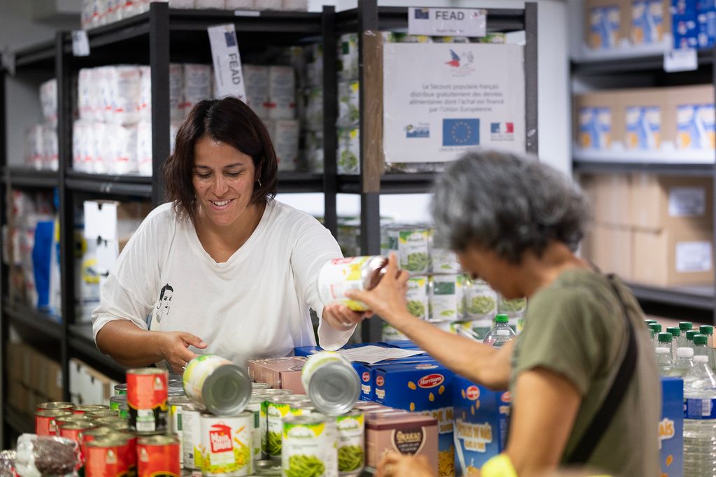 
Distribution alimentaire Orsay 2024 © Béatrice Usseglio/SPF91