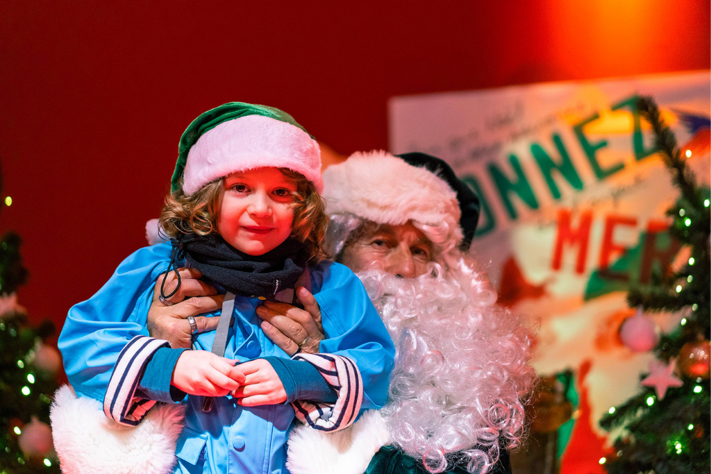 les pères noël verts du Secours populaire