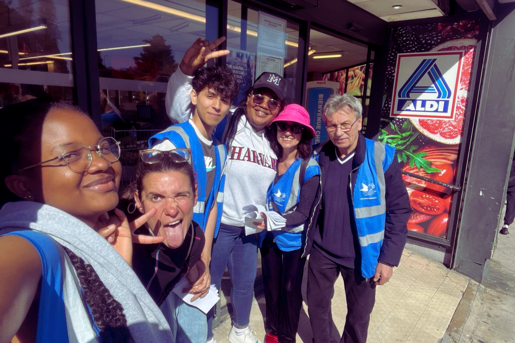 Devenir bénévole au secours populaire des Alpes Maritimes