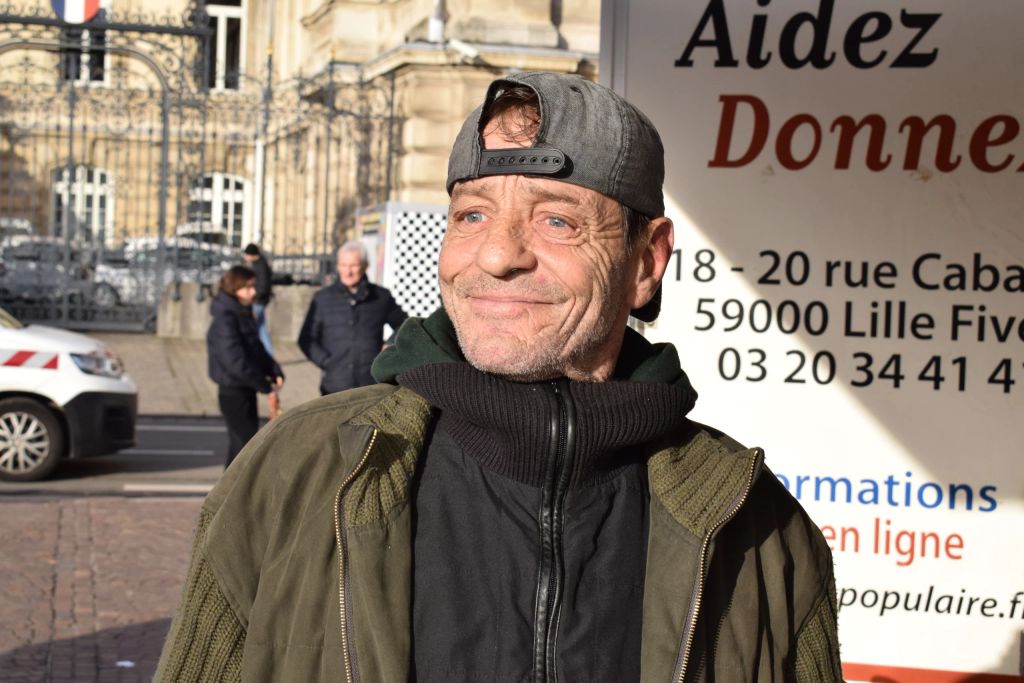 Image issue de la maraude de Noël à Lille du Secours populaire.