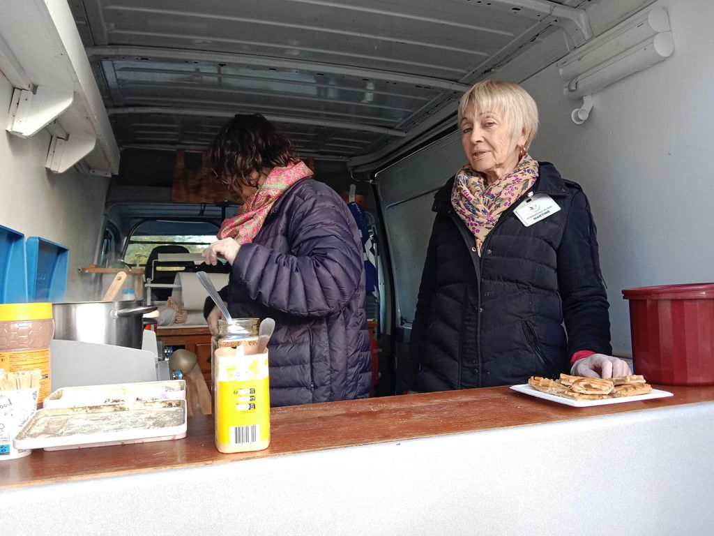 Les permanences de rue au soutien des personnes les plus fragilisées.©SPF51