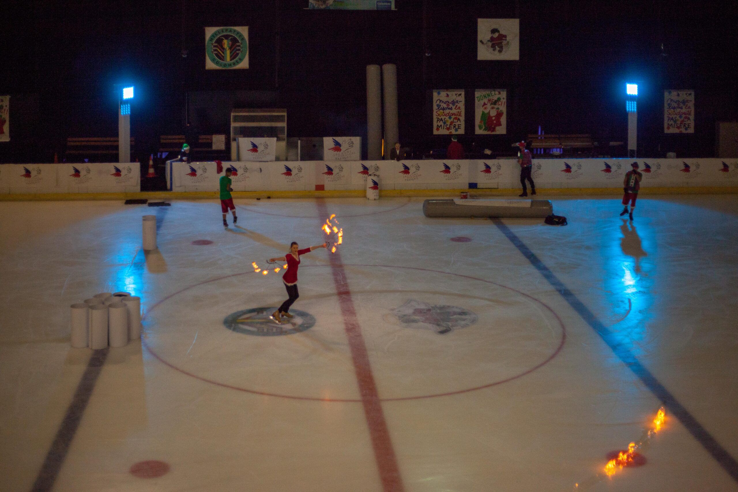 Nihad et sa soeur Nizar passent un bel après-midi qu'elles raconteront en détail  leurs copines.