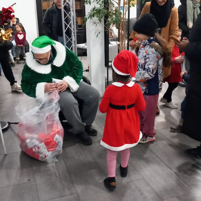 Les réveillons solidaires des Pères Noël verts