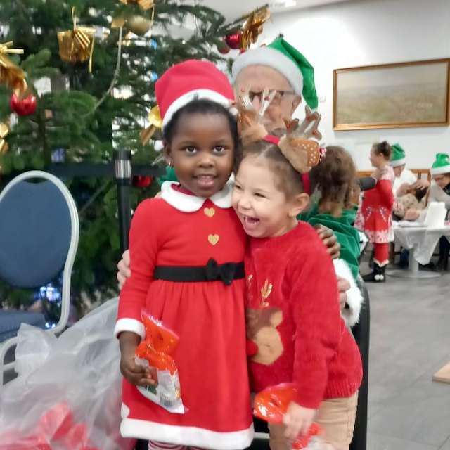 Les réveillons solidaires des Pères Noël verts