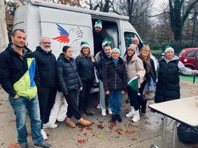 L'équipe des bénévoles lors du petit déjeuner du dimanche sur els Allées Jules Guesdes © SPF 31
