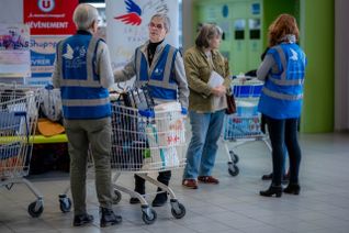 Le Comité de Mâcon, en Saône-et-Loire, organise une journée de collecte dans un magasin Super U le samedi 3.février 2024. L’objectif est double : collecter des denrées alimentaires et diffuser des tickets Don’actions.
