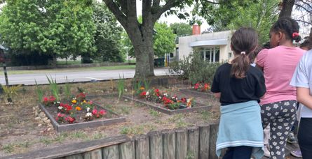 Présentation du jardin par les élèves